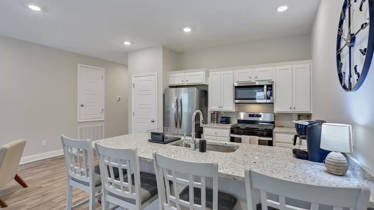 Photo of Kitchen in Pearl