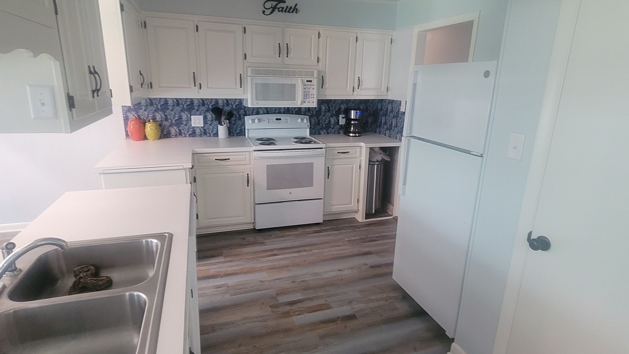 Photo of Kitchen in Elberta