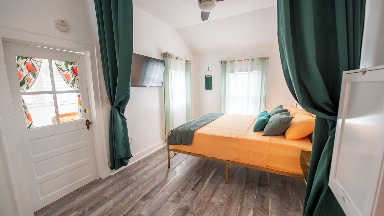 Photo of Bedroom in Mount Dora