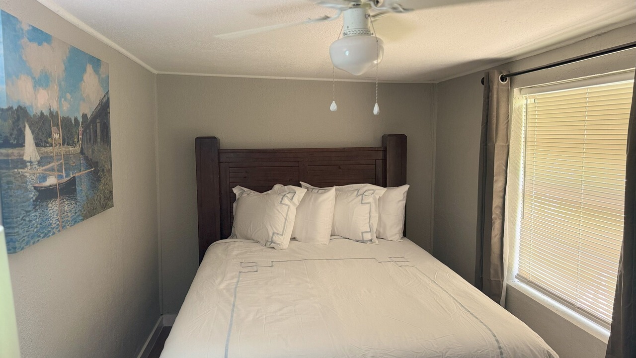 Photo of Bedroom in Palatka