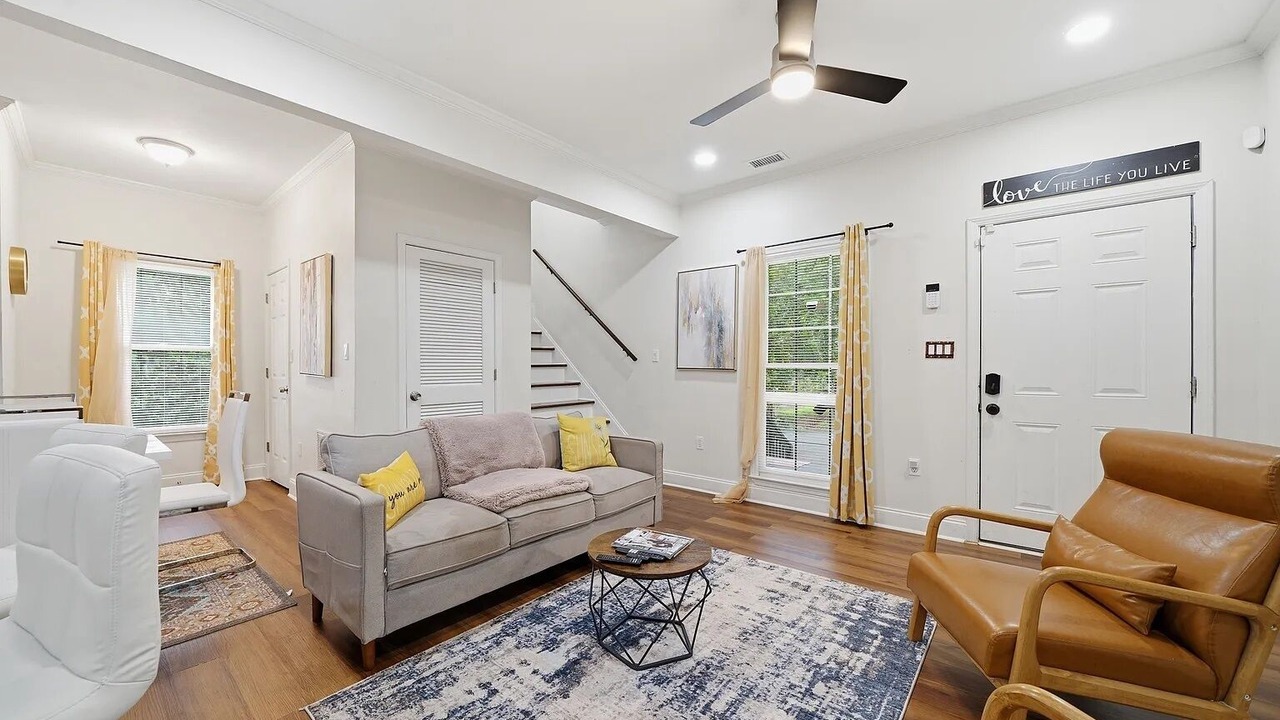 Photo of Livingroom in Church Street