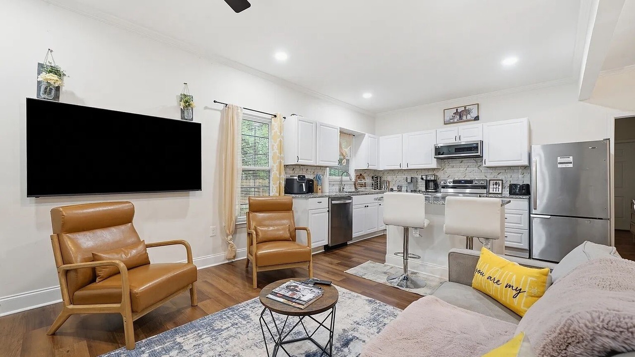 Photo of Livingroom in Church Street