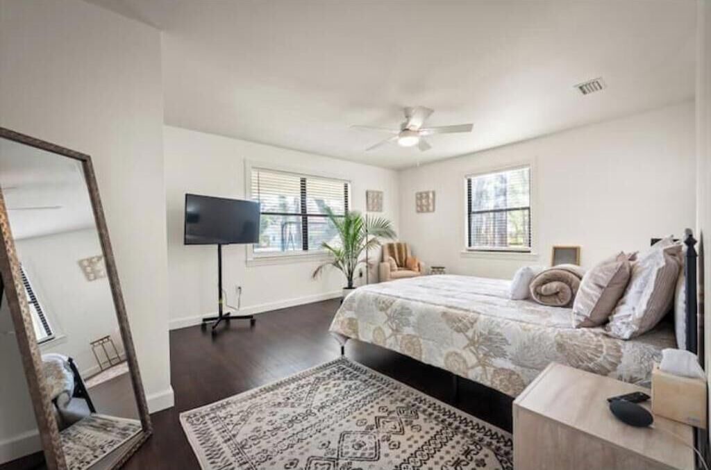 Photo of Bedroom in Englewood