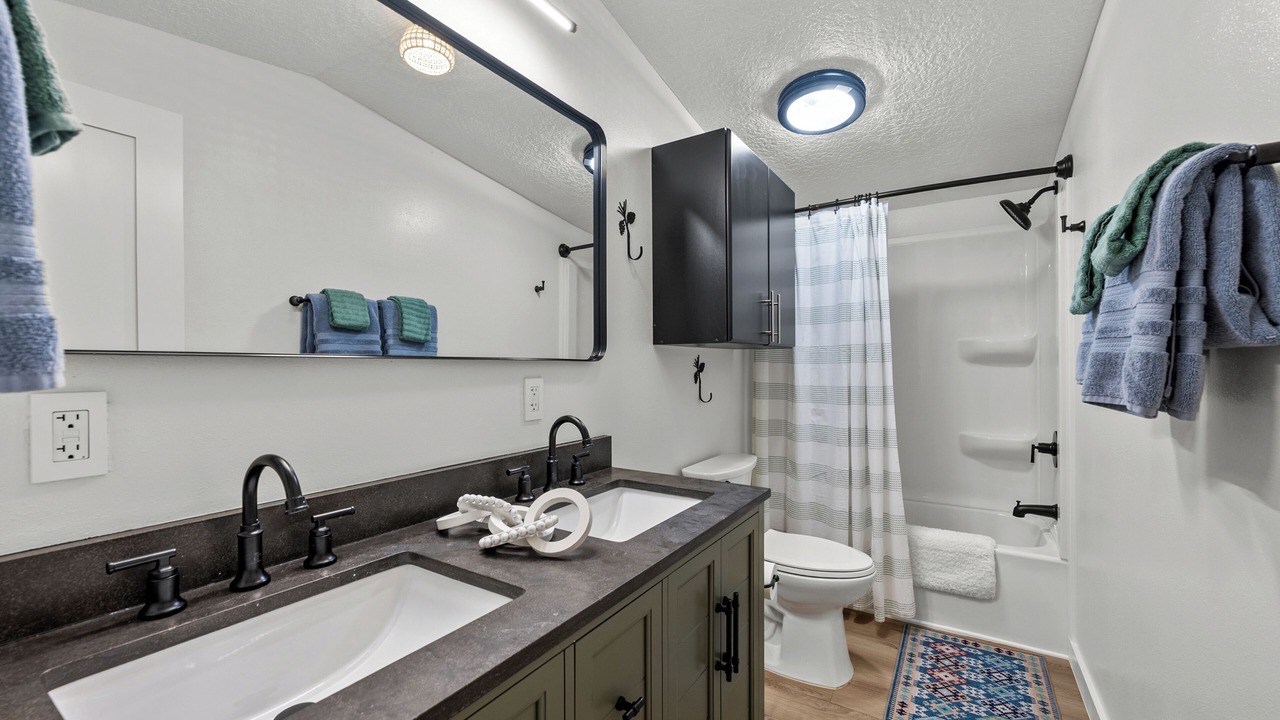 Photo of Bathroom in Interlachen