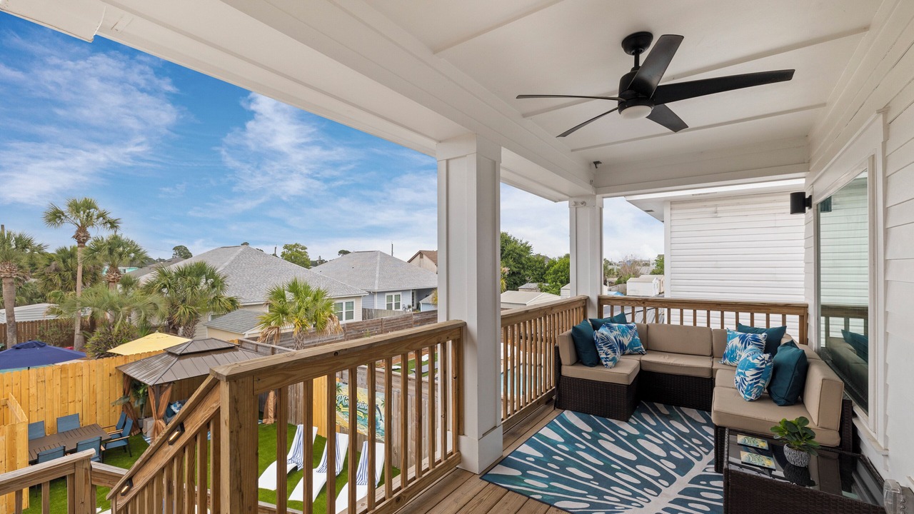 Photo of Patio Balcony in Holiday Beach