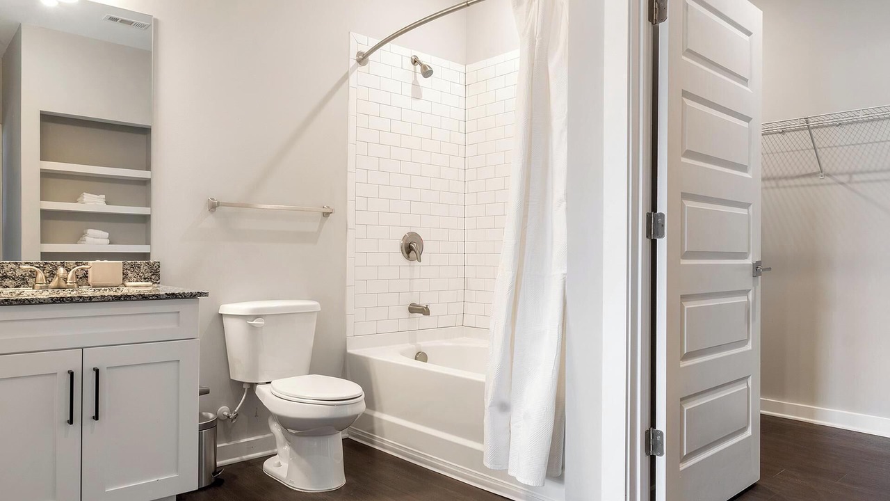 Photo of Bathroom in Mableton