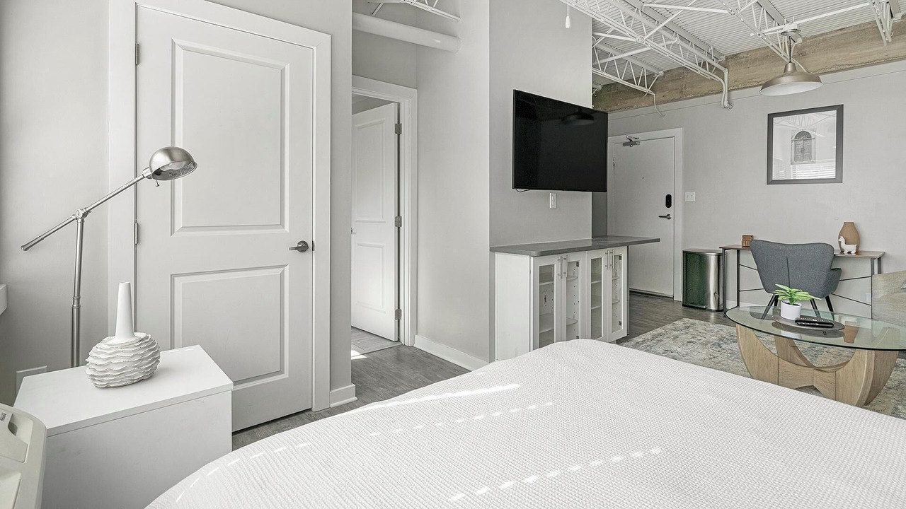 Photo of Bedroom in Central Business District