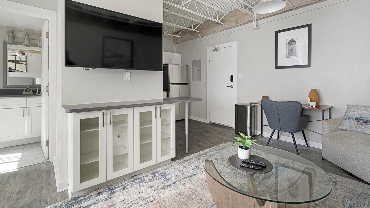 Photo of Livingroom in Central Business District