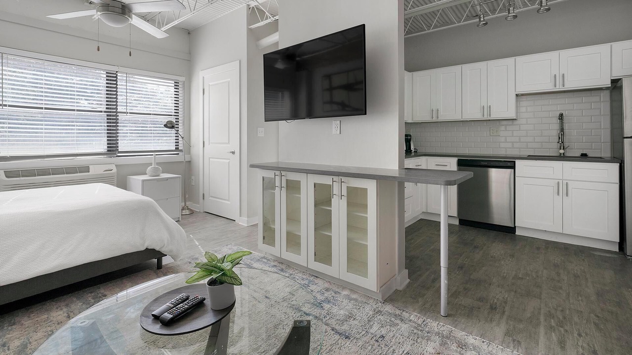 Photo of Bedroom in Central Business District