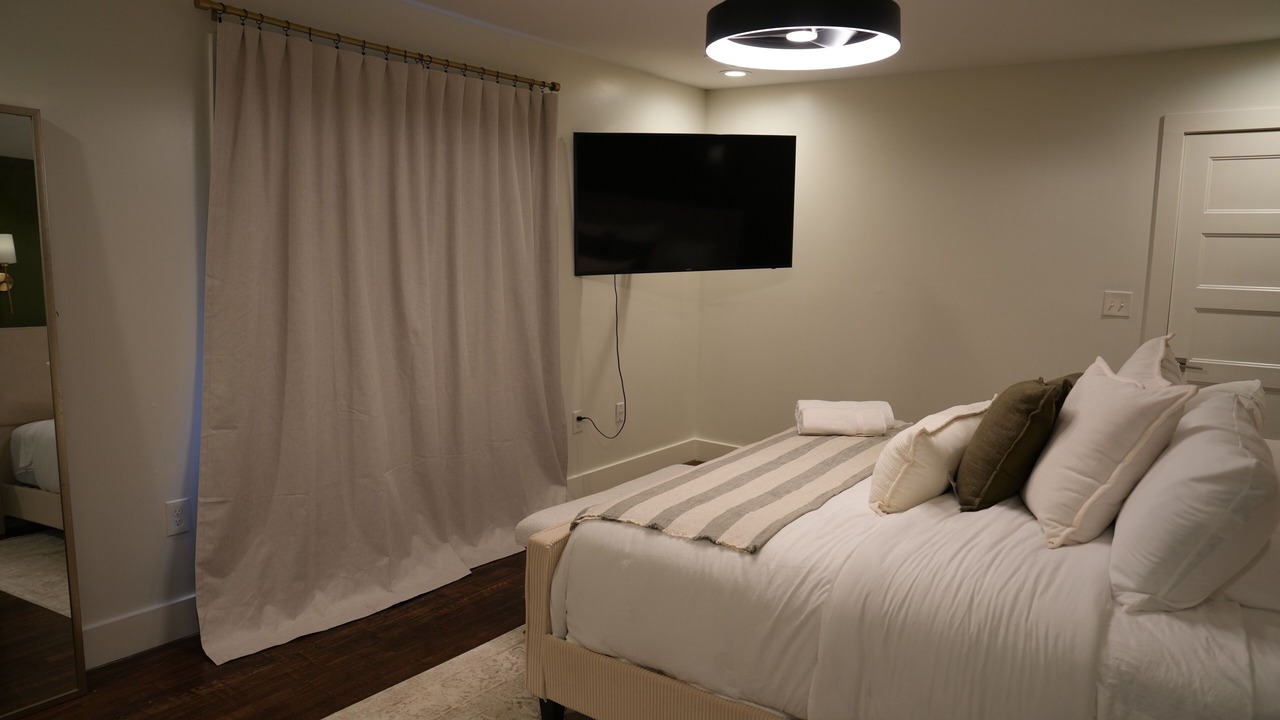 Photo of Bedroom in Gresham Park