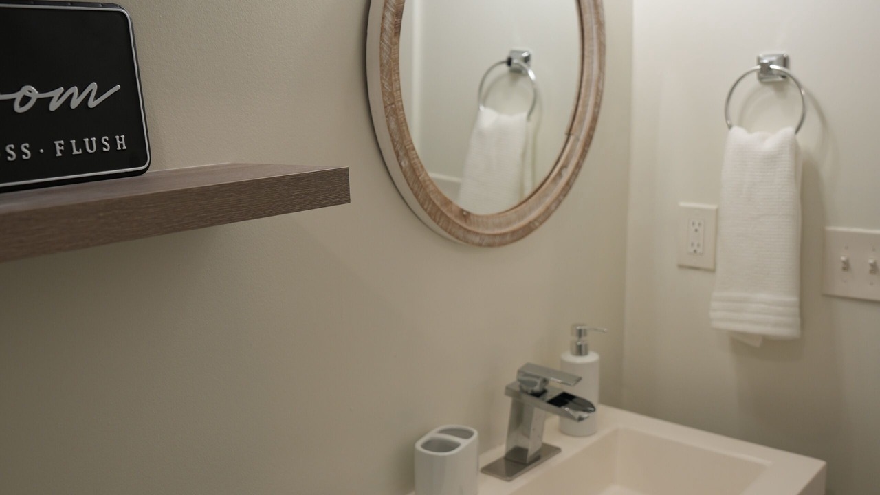 Photo of Bathroom in Gresham Park