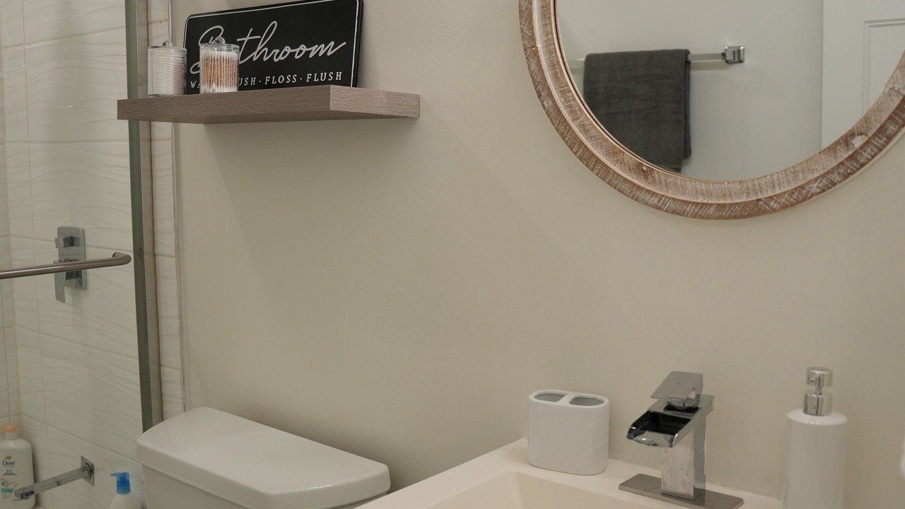 Photo of Bathroom in Gresham Park