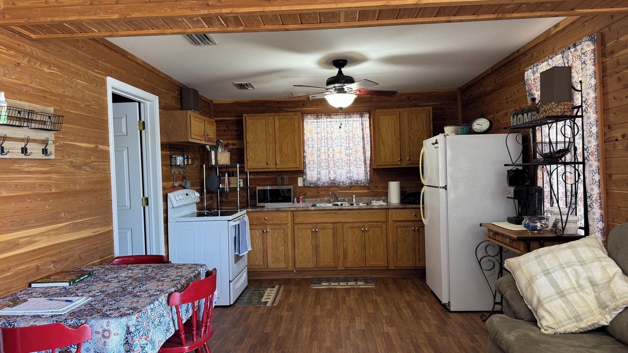 Photo of Livingroom in Lucedale