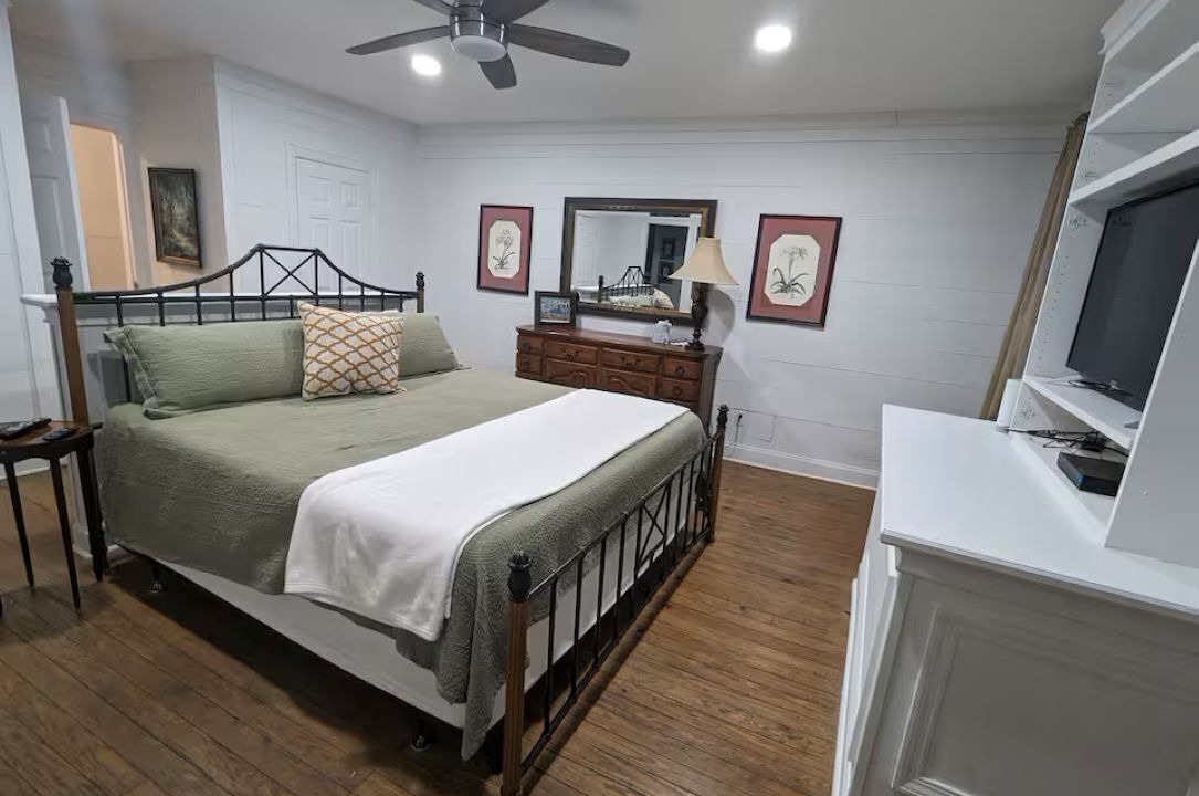 Photo of Bedroom in Pittsview