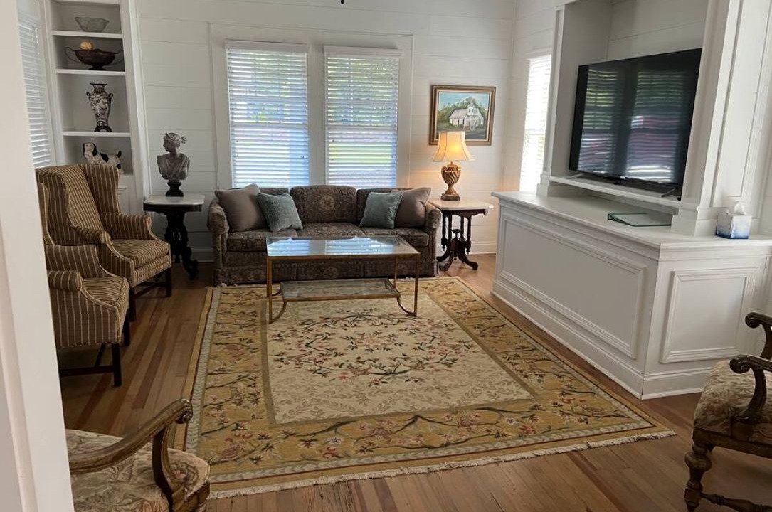 Photo of Livingroom in Pittsview