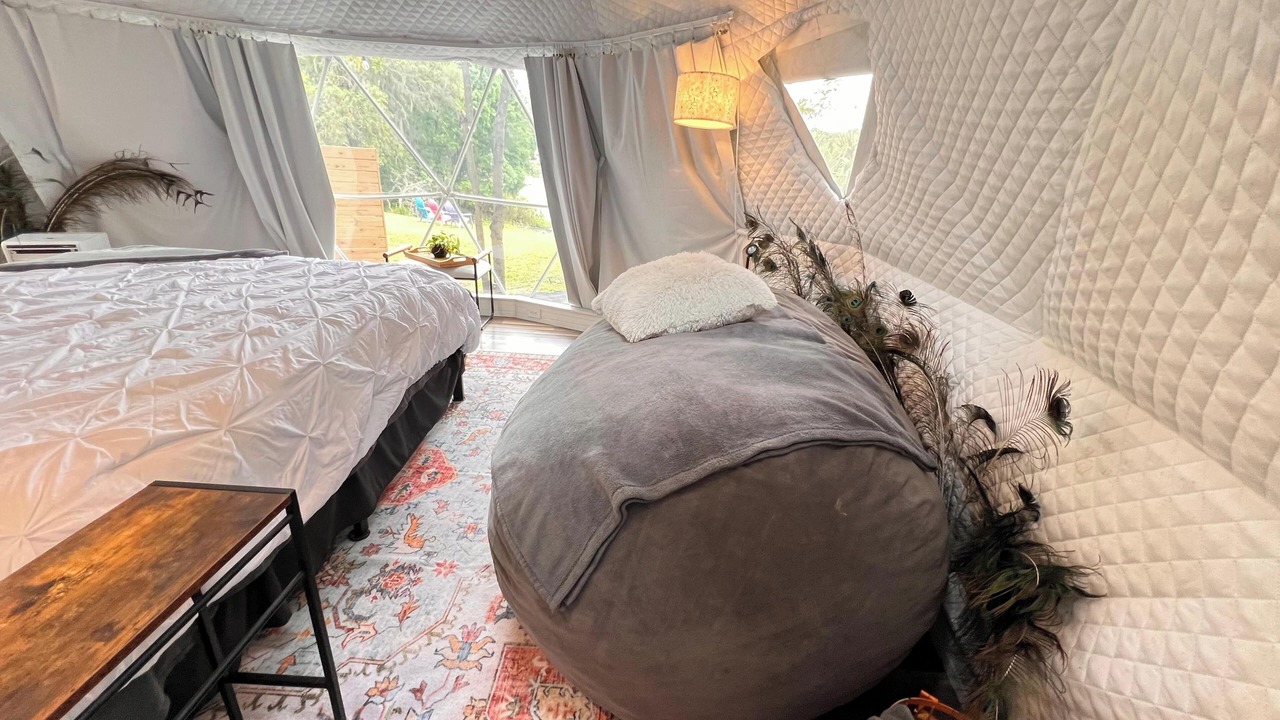 Photo of Bedroom in Crescent City