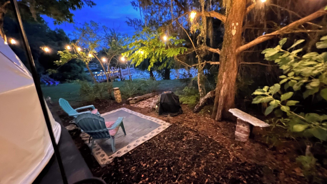 Photo of Patio Balcony in Crescent City