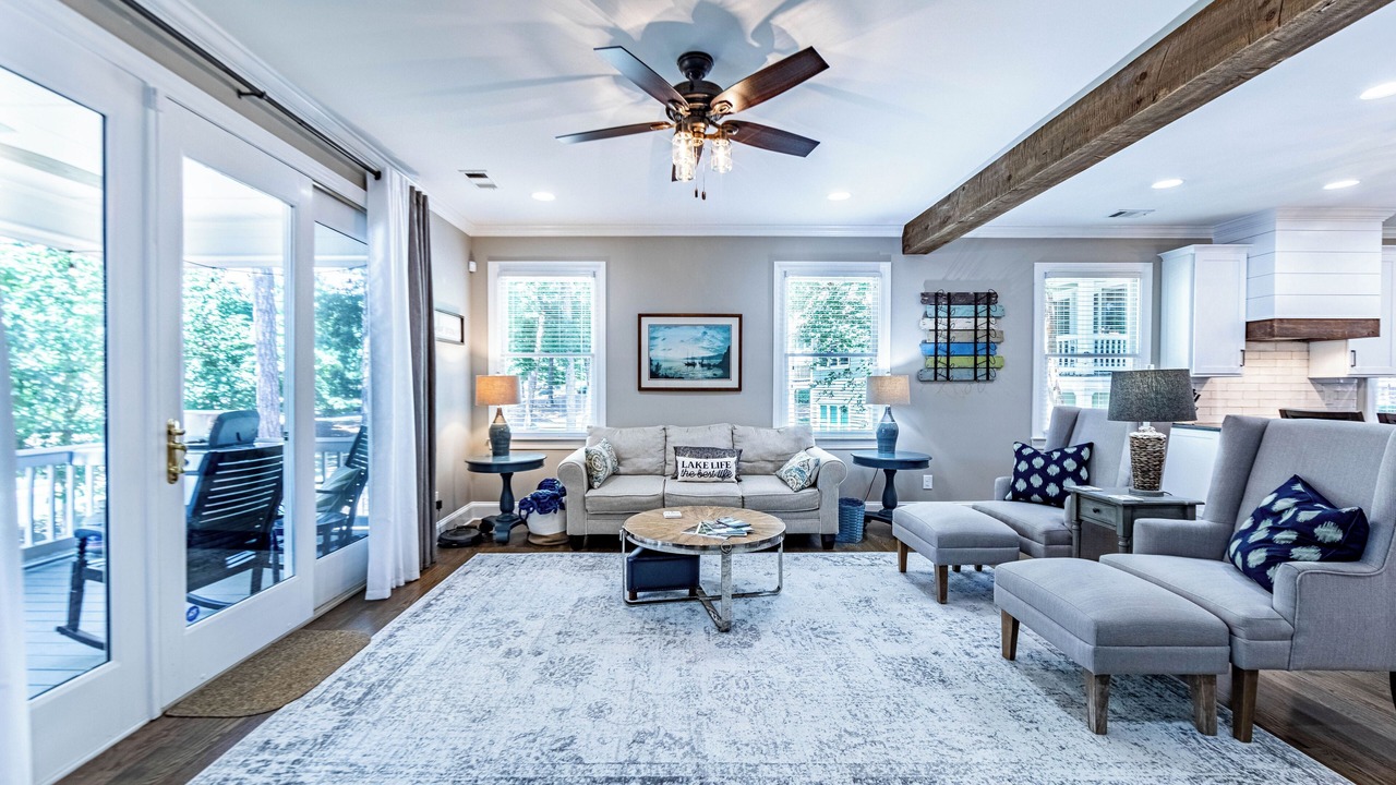 Photo of Livingroom in Greensboro