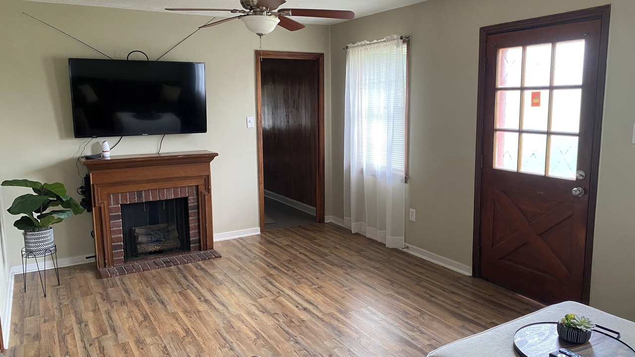 Photo of Livingroom in Jackson