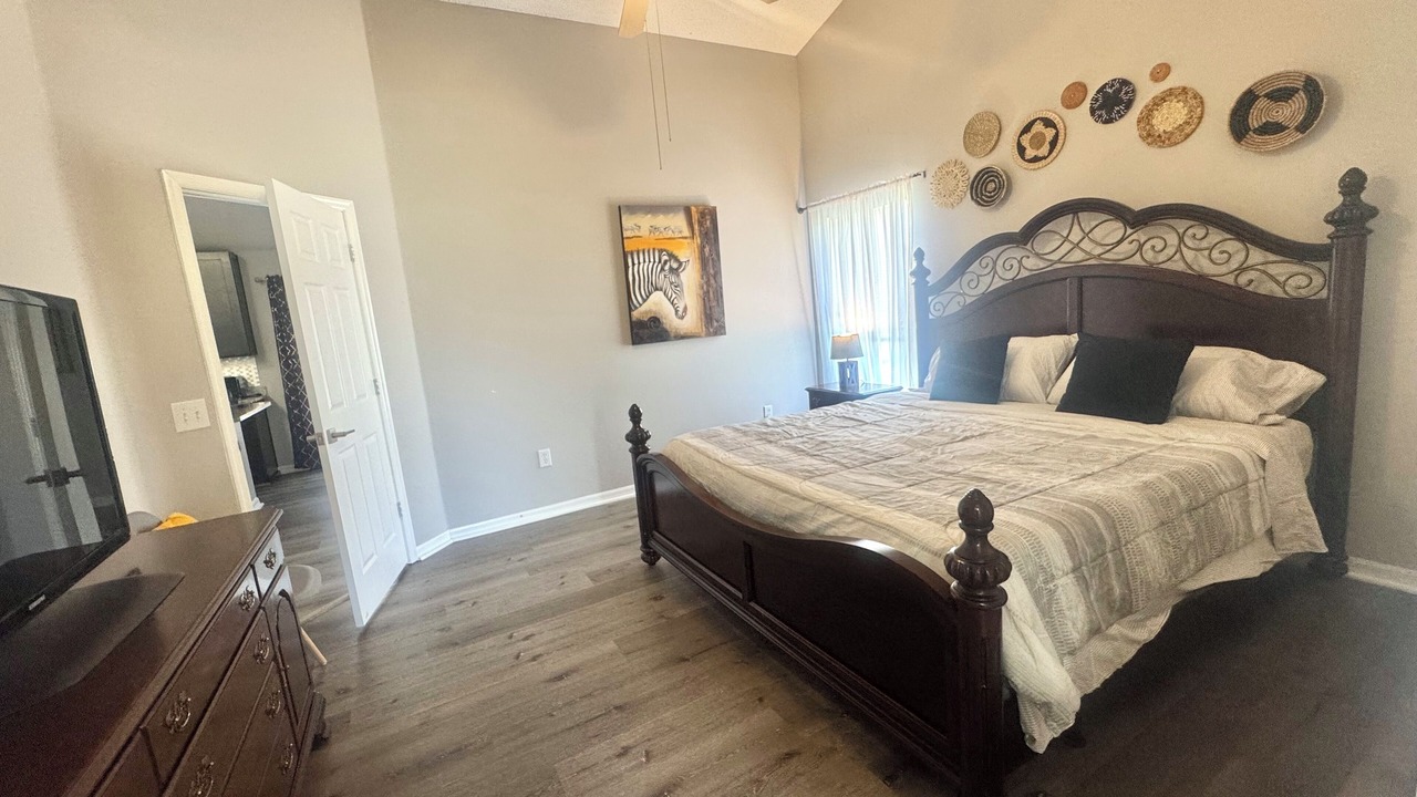 Photo of Bedroom in Florida Pines