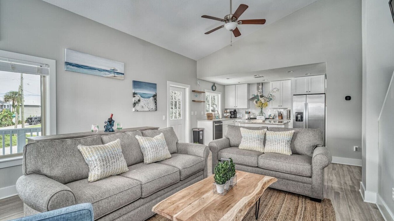 Photo of Livingroom in Vilano Beach