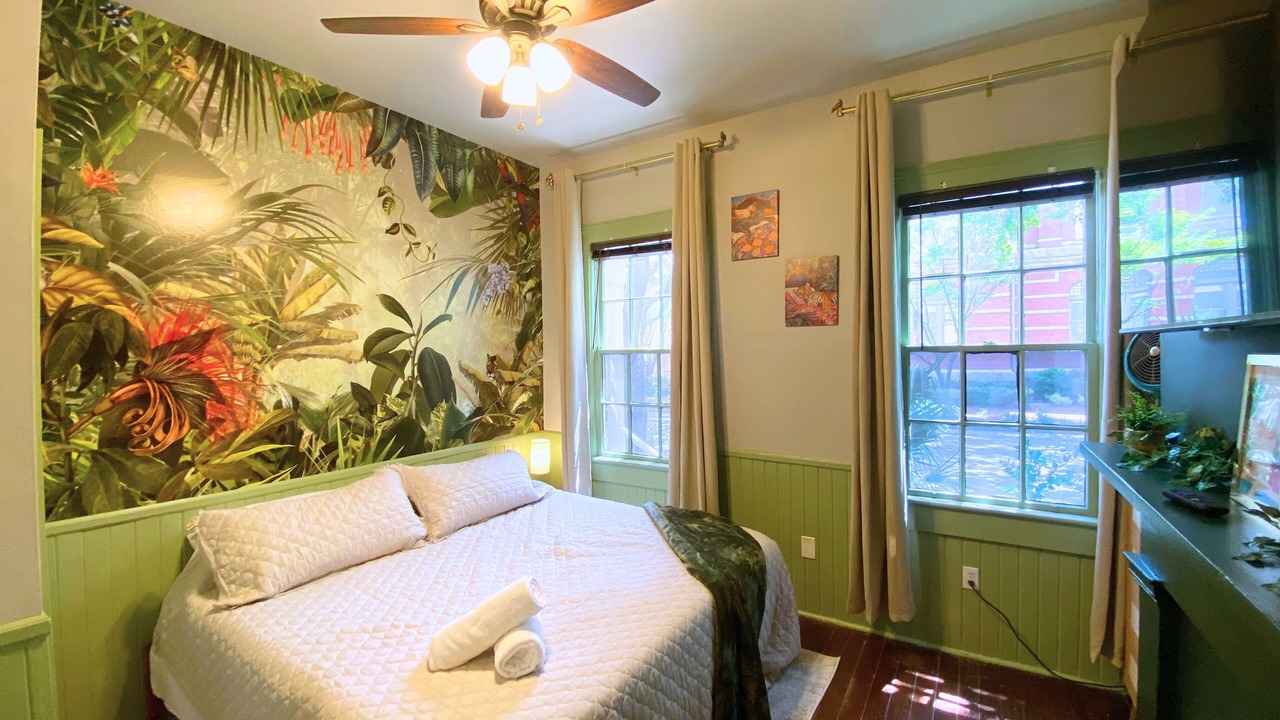 Photo of Bedroom in Historic Downtown Savannah