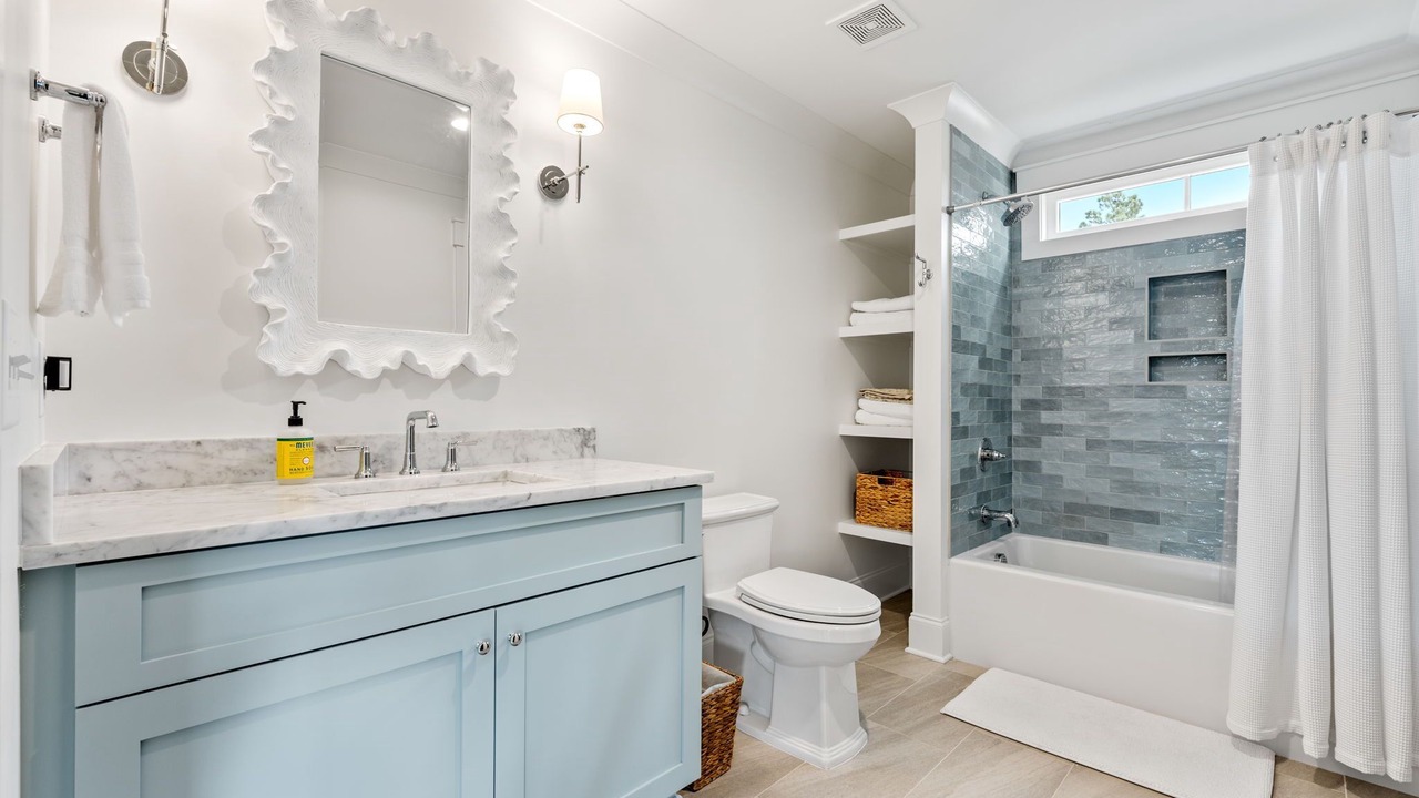 Photo of Bathroom in Six Mile