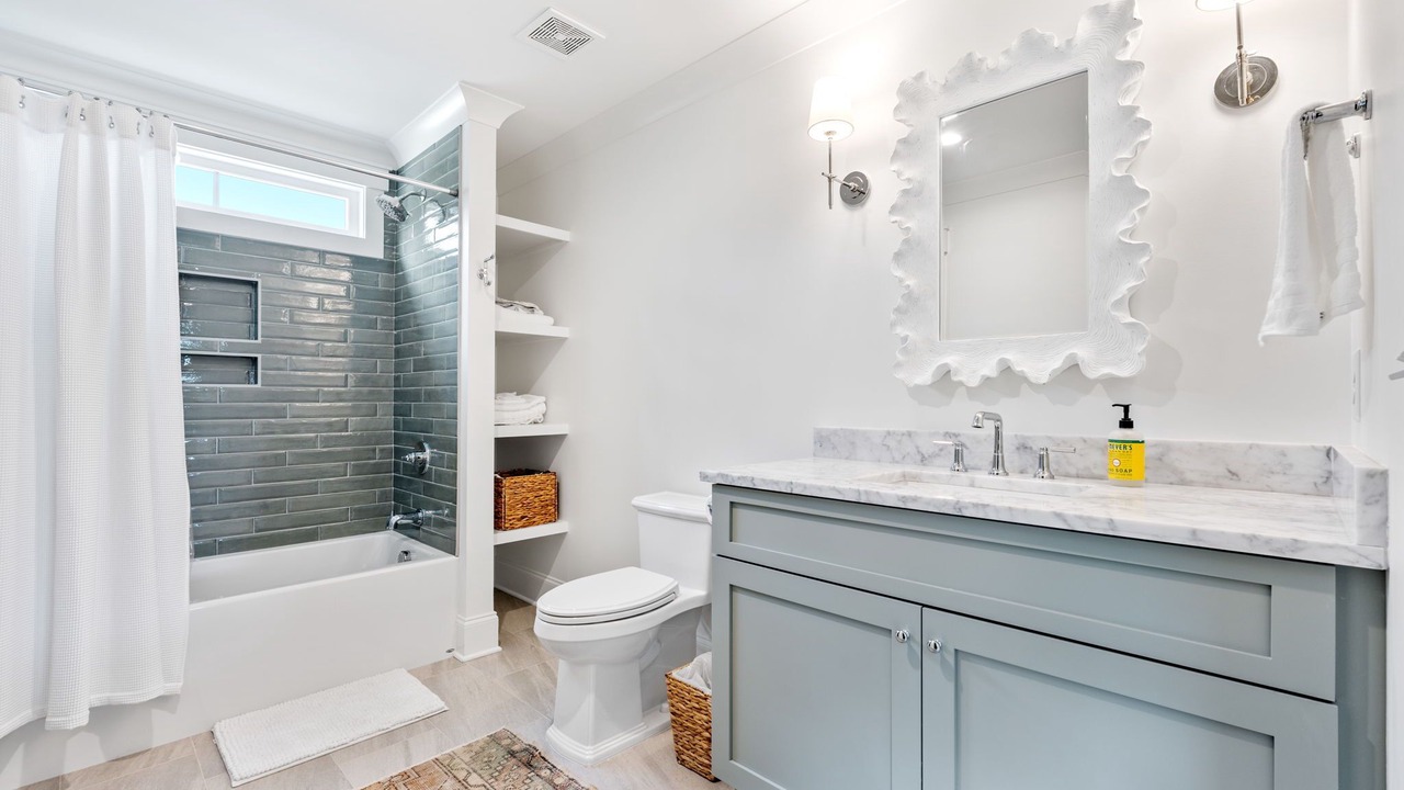 Photo of Bathroom in Six Mile