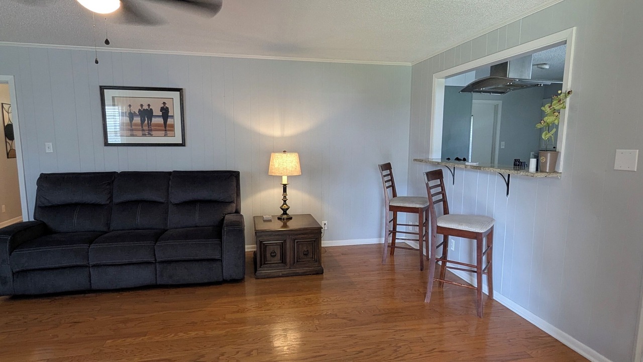 Photo of Livingroom in Monroe