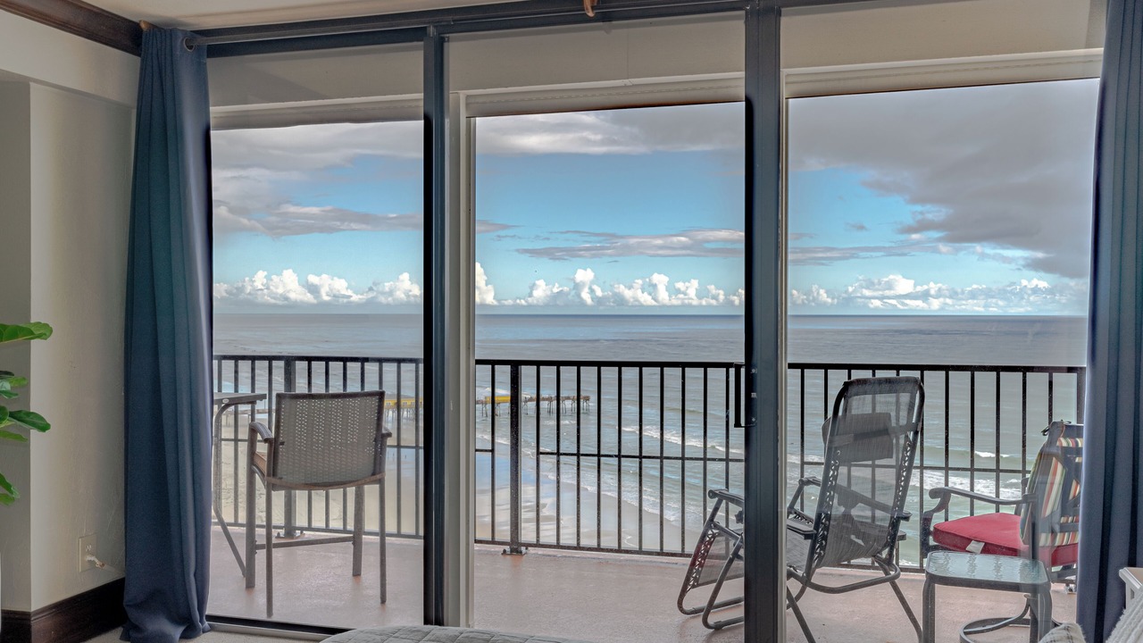 Photo of Bedroom in Daytona Beach Shores