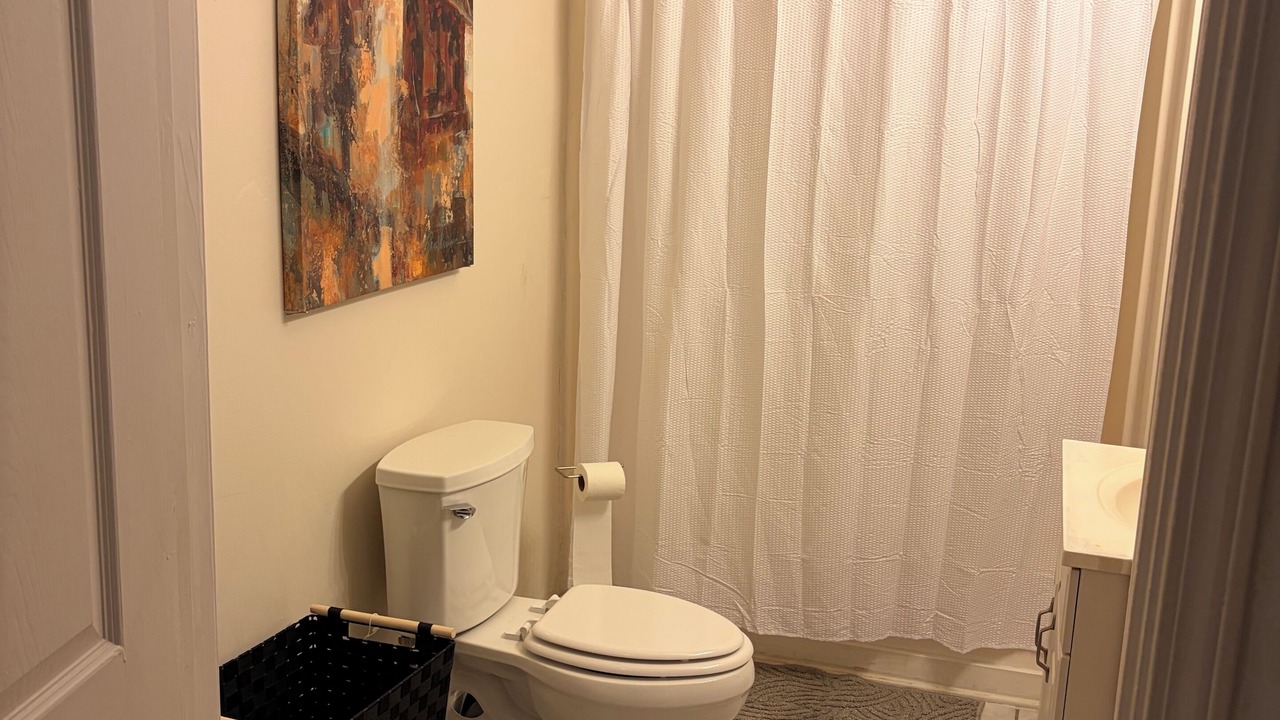 Photo of Bathroom in Seventh Ward