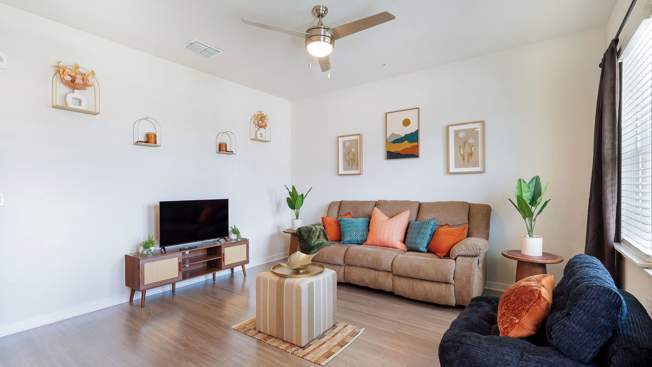 Photo of Livingroom in Davenport