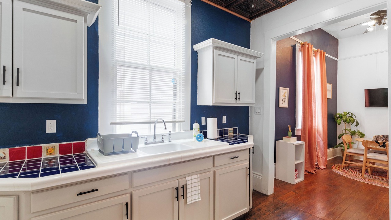Photo of Kitchen in Mid-City