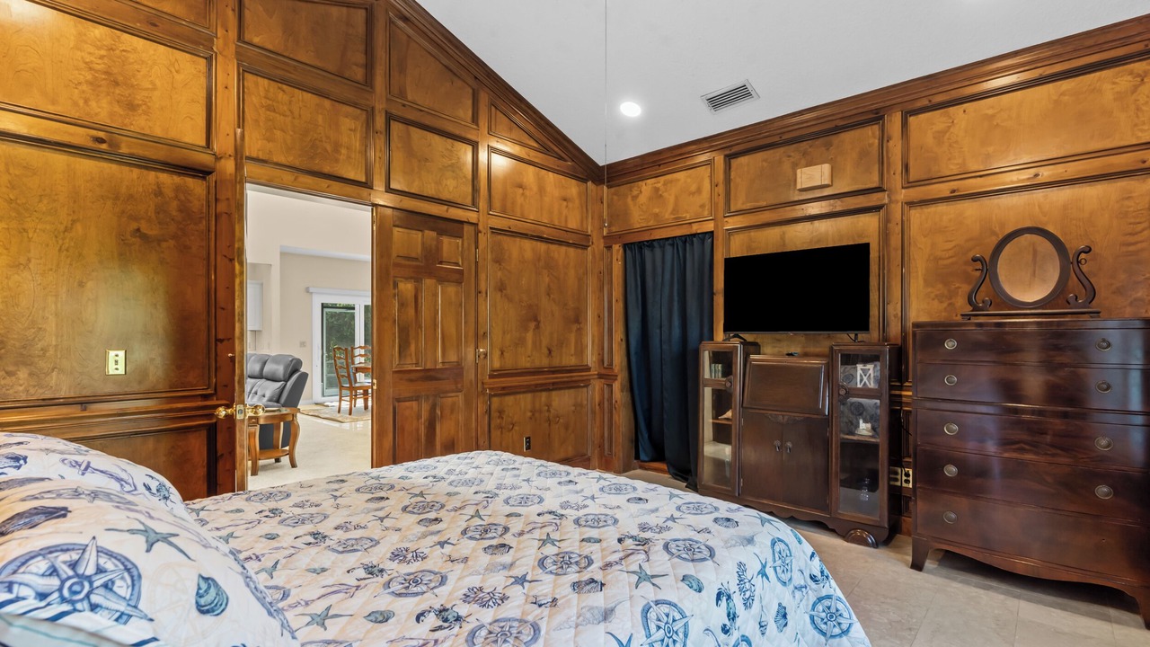 Photo of Bedroom in Seaview Park