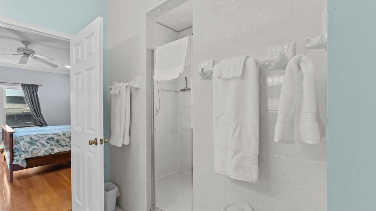 Photo of Bathroom in Seaview Park