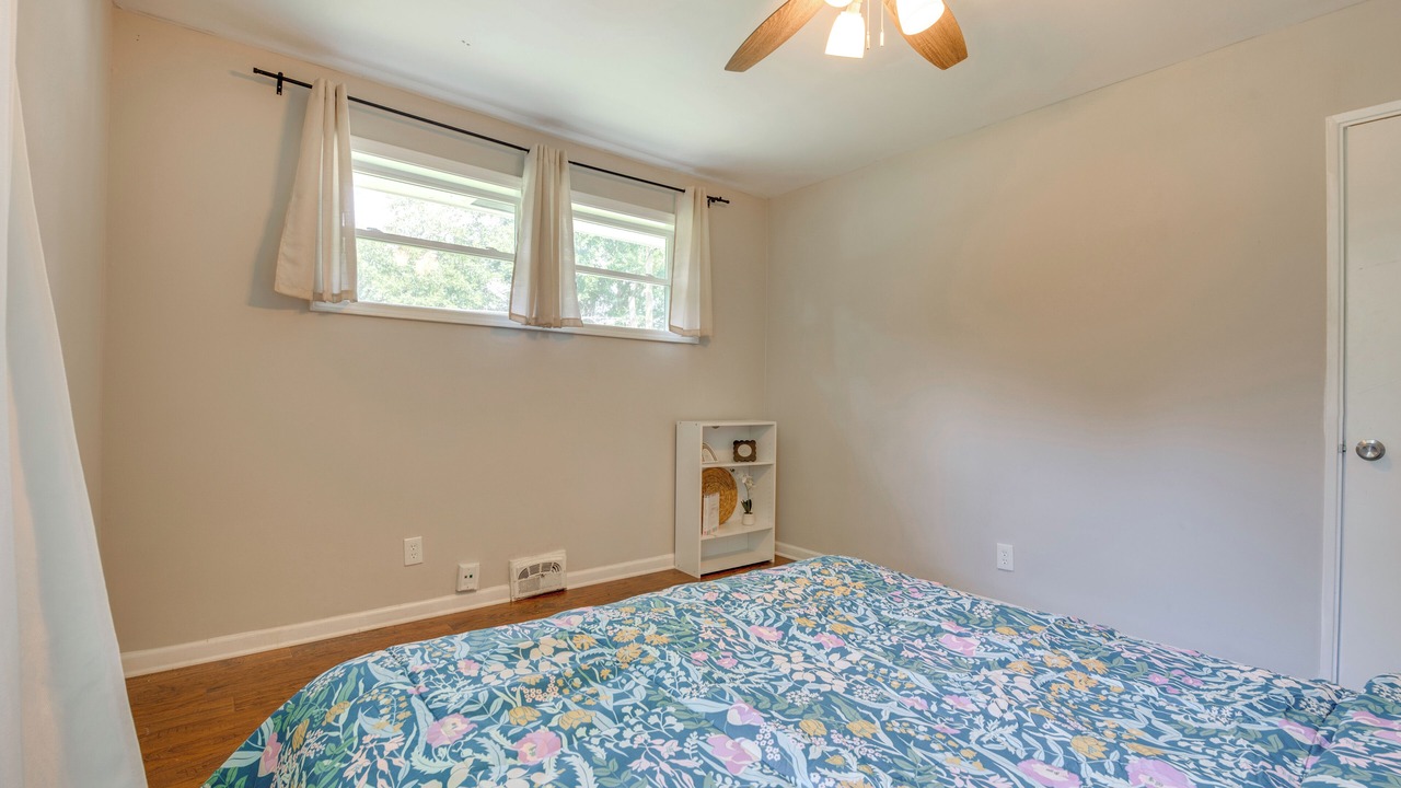 Photo of Bedroom in Gresham Park