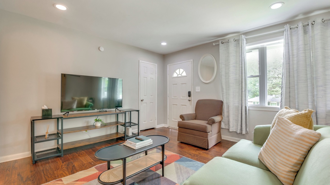 Photo of Livingroom in Gresham Park