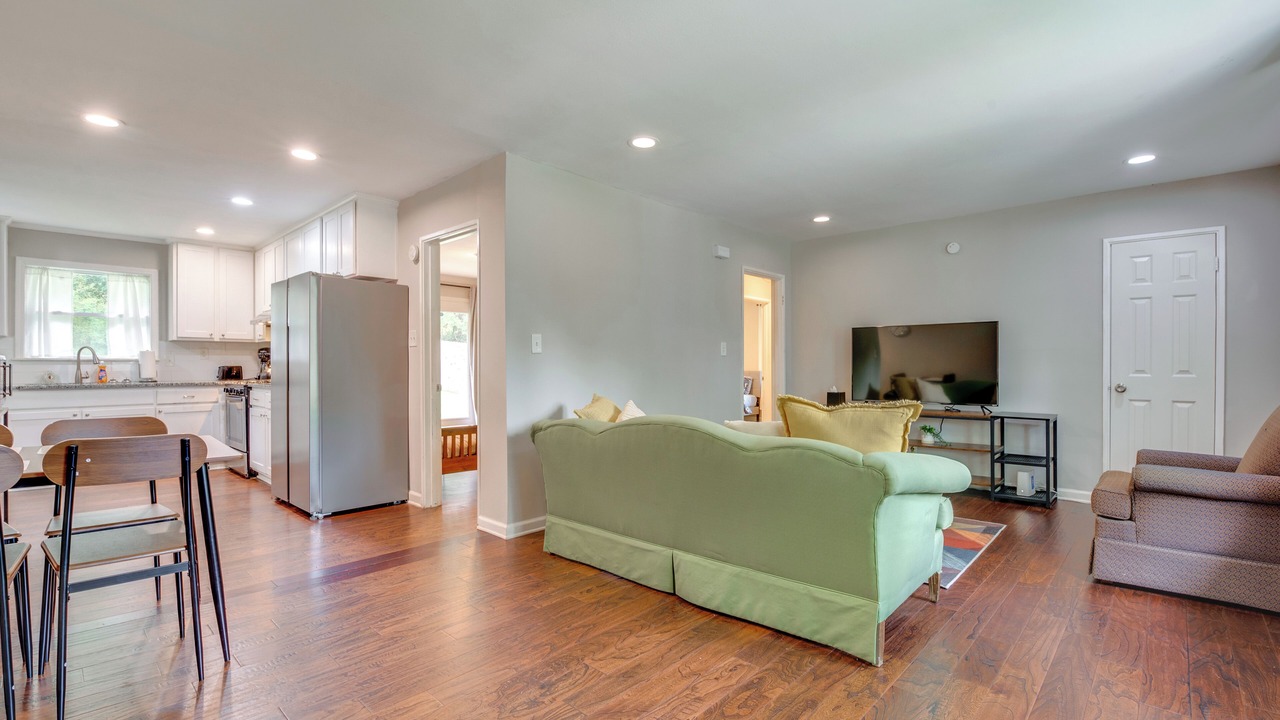 Photo of Livingroom in Gresham Park