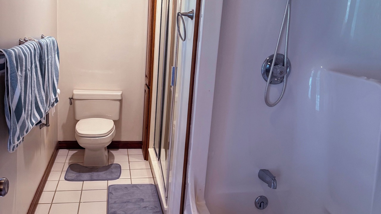 Photo of Bathroom in Diamondhead