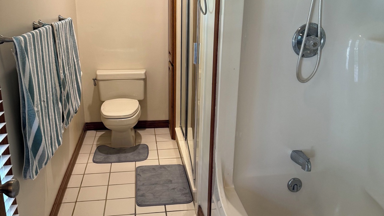 Photo of Bathroom in Diamondhead