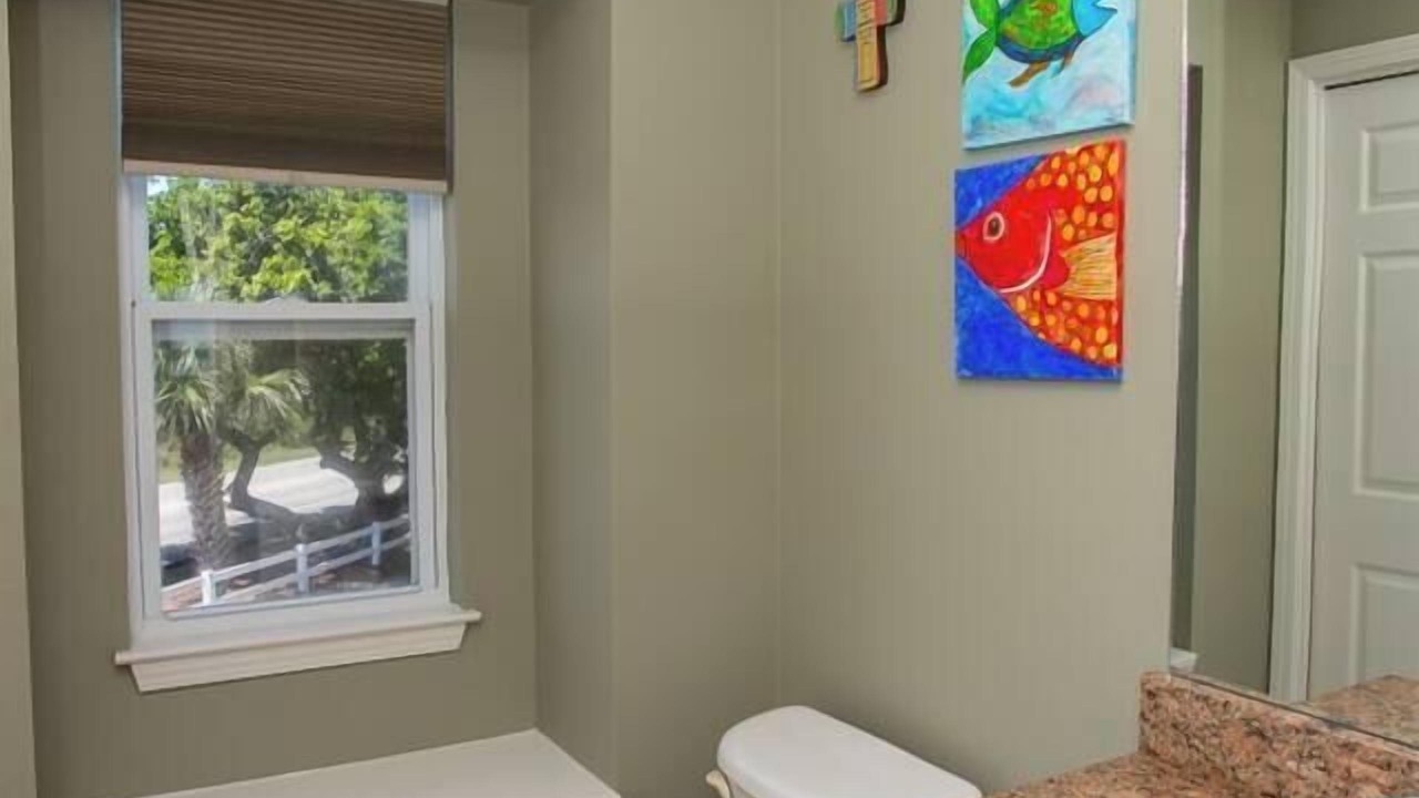 Photo of Bathroom in Innerarity Townhomes