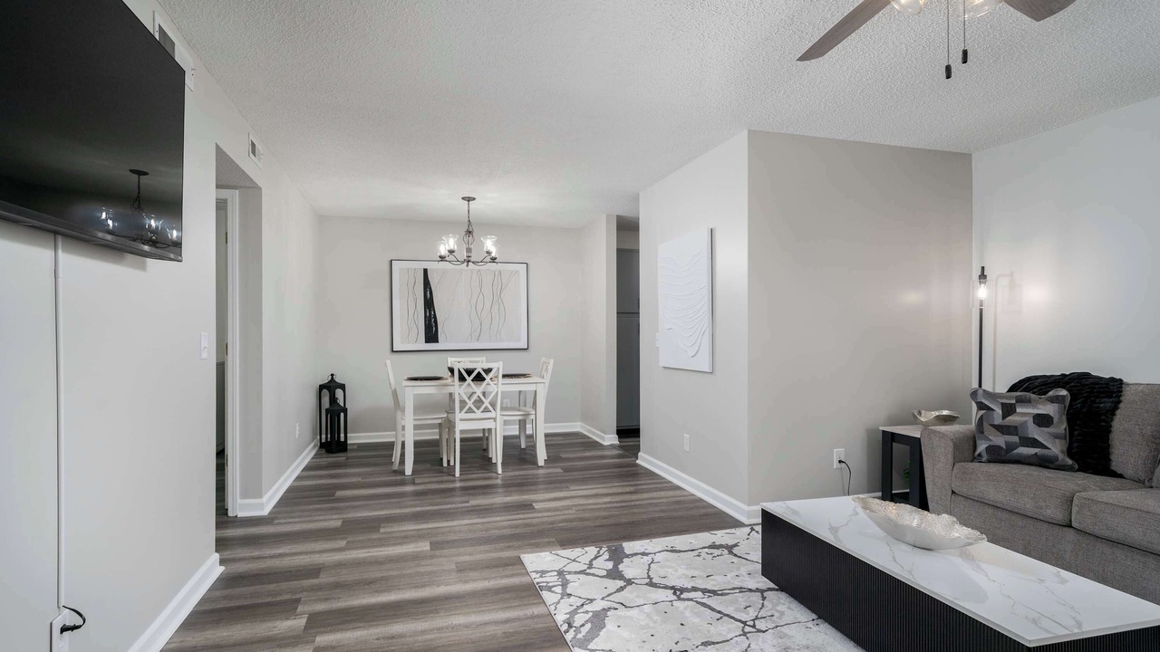 Photo of Livingroom in Northport