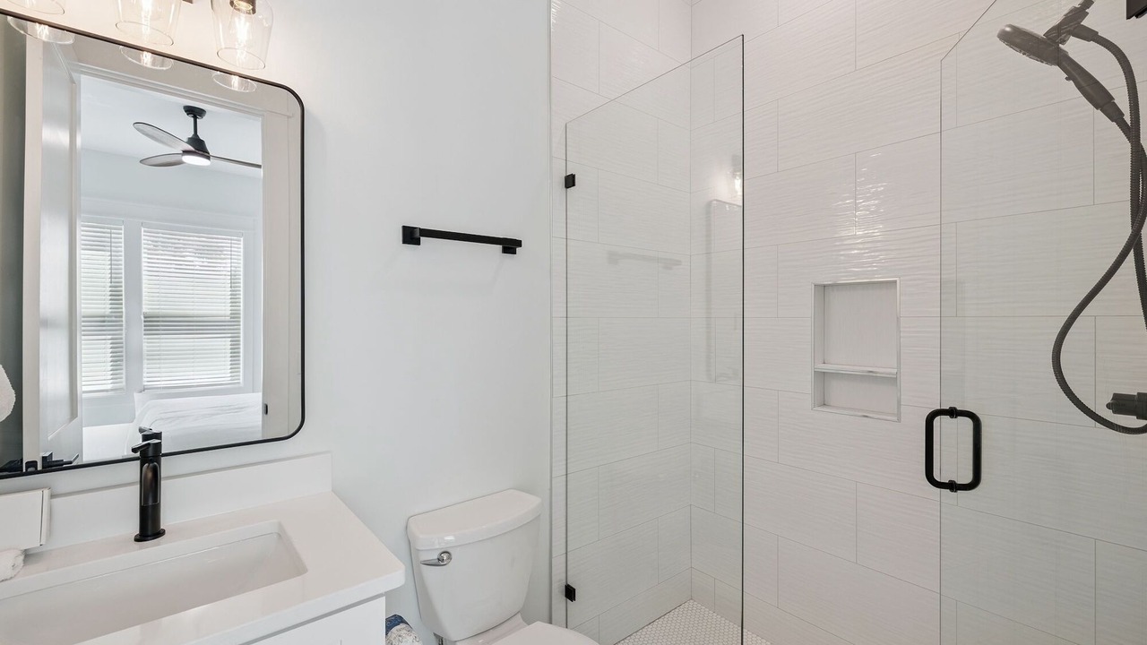 Photo of Bathroom in Tang-O-Mar