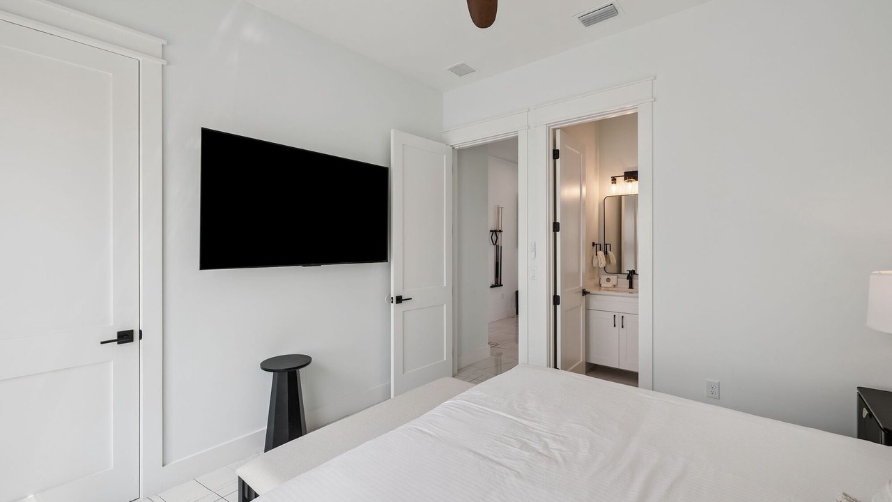 Photo of Bedroom in Tang-O-Mar