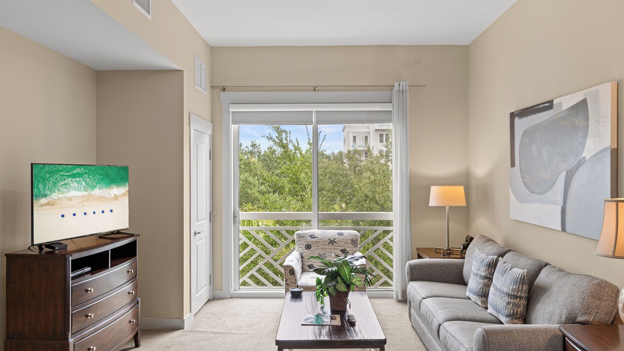 Photo of Livingroom in Baytowne Wharf