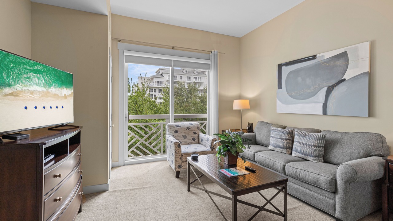 Photo of Livingroom in Baytowne Wharf