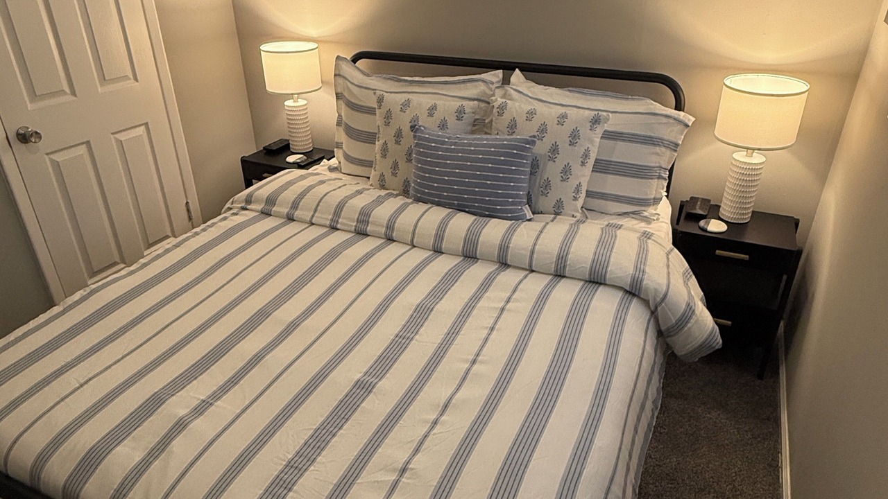 Photo of Bedroom in Northport