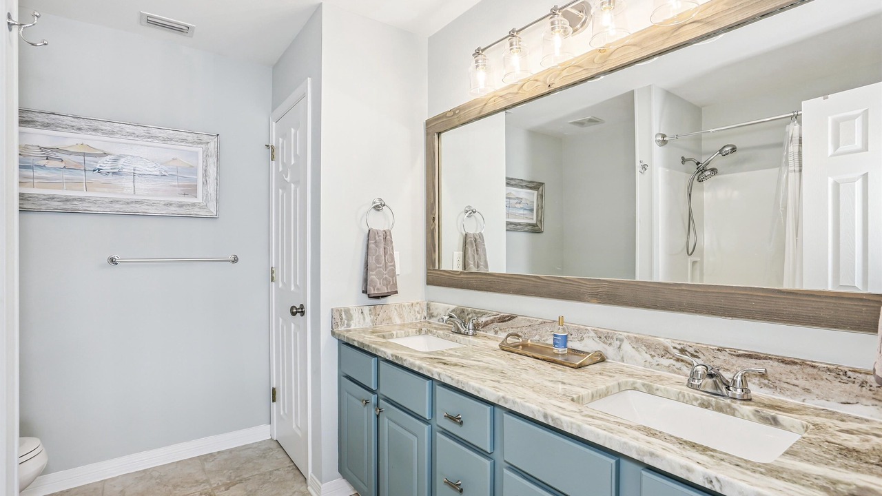 Photo of Bathroom in Innerarity Townhomes