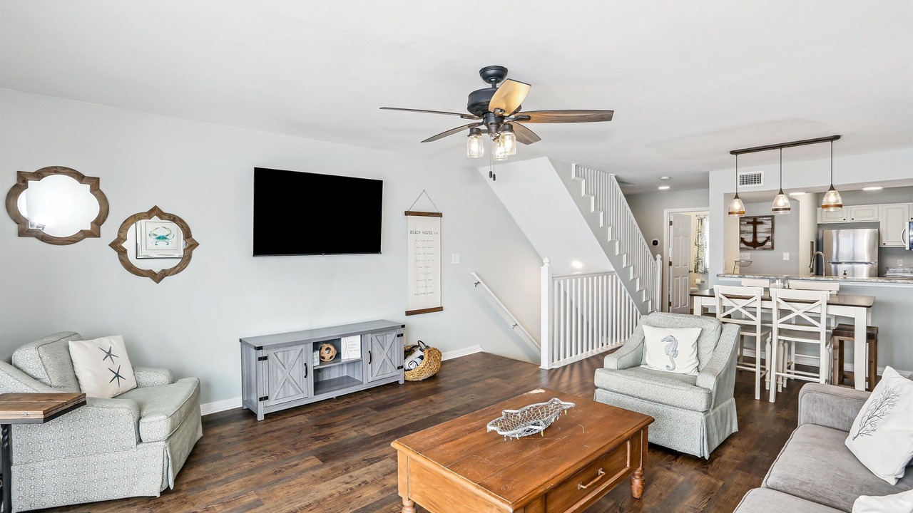Photo of Livingroom in Innerarity Townhomes
