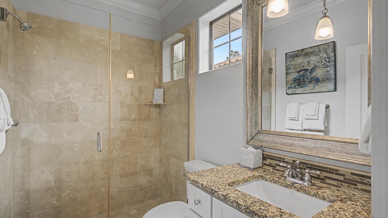 Photo of Bathroom in Villa Lago